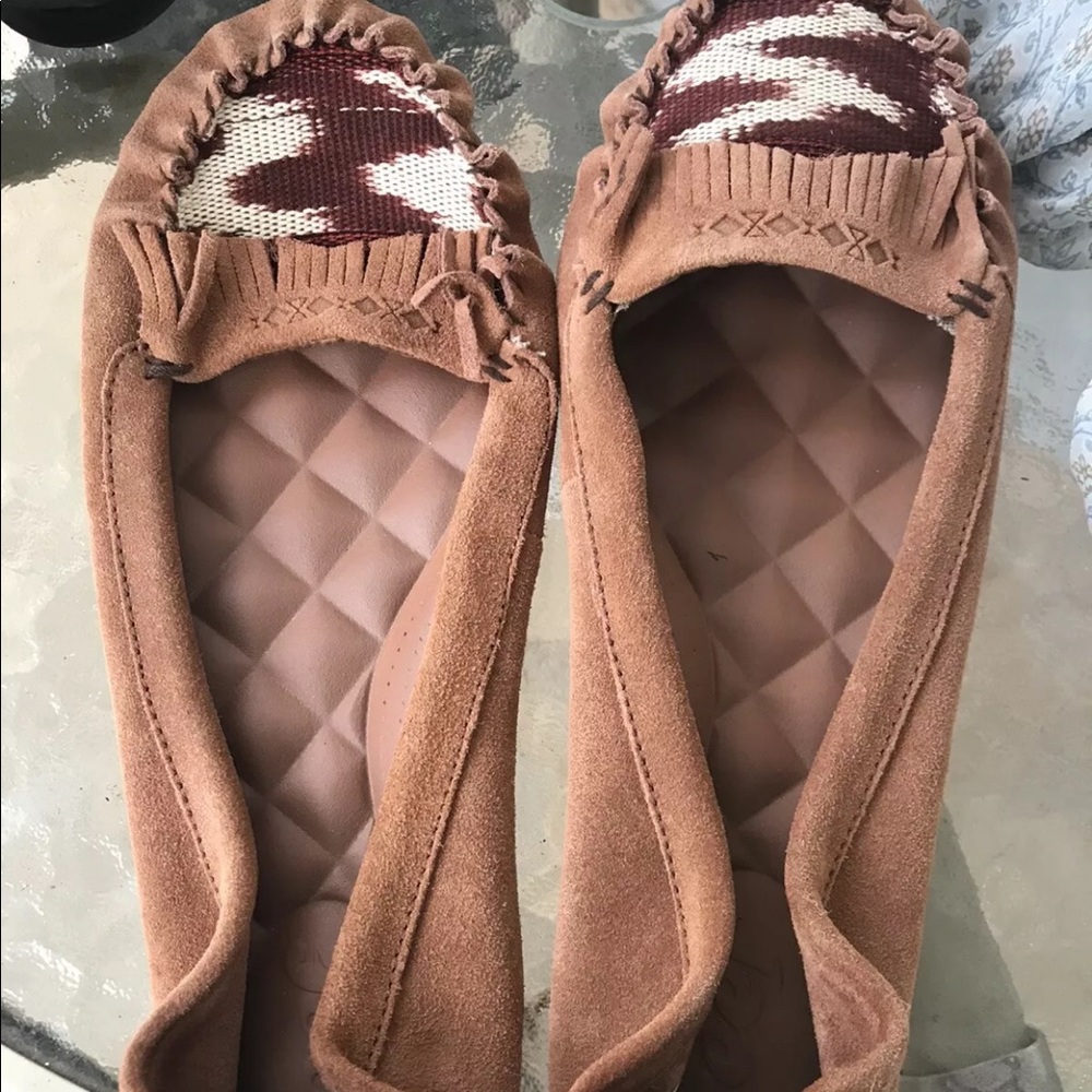 Reef moccasins womens 9 slip on tribal